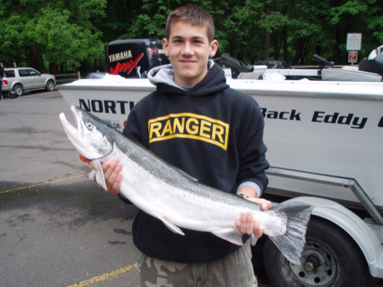 Backtrolling for Steelhead on the Clackamas River