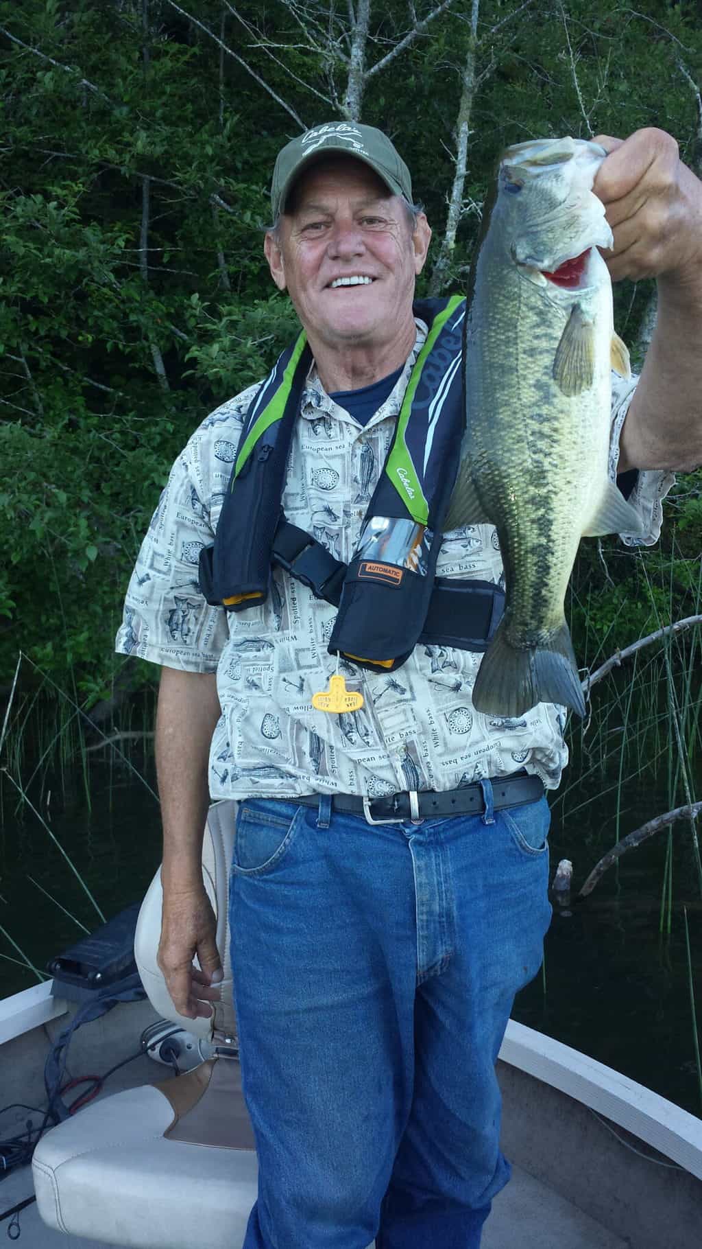 13 Best Largemouth Bass Fishing Lakes and Sloughs in Western Oregon - Best Fishing in America